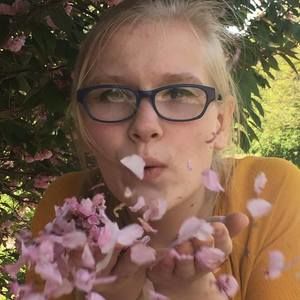 Meet your Posher, Rachel